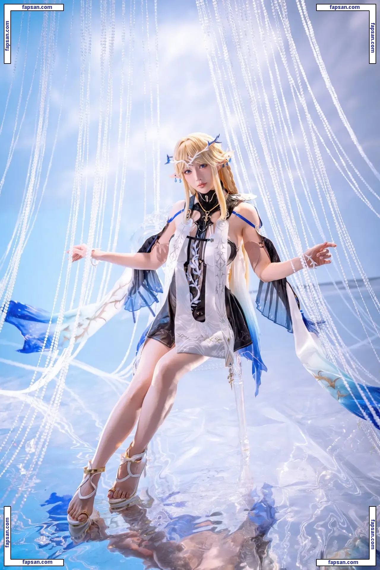 Hoshilily nude photo #0930 from OnlyFans