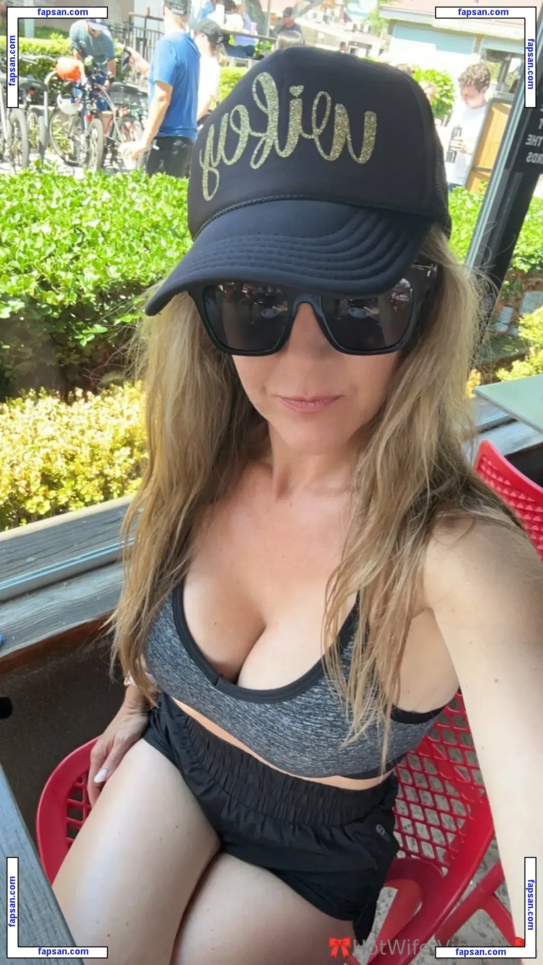hot_wife_victoria nude photo #0273 from OnlyFans