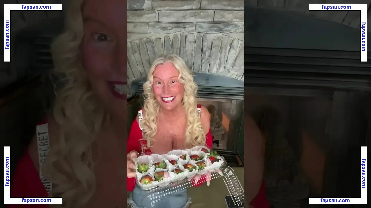 hotazzchick nude photo #0008 from OnlyFans