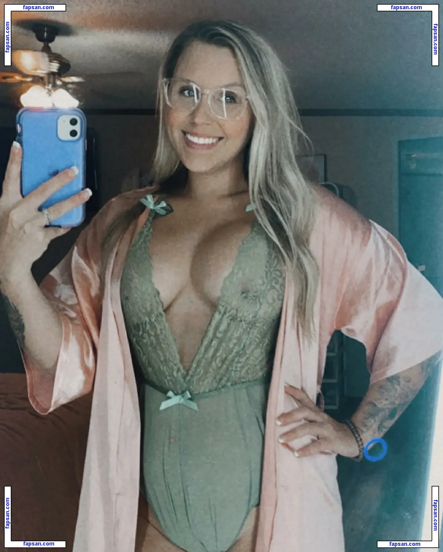 hotblondie95 nude photo #0004 from OnlyFans