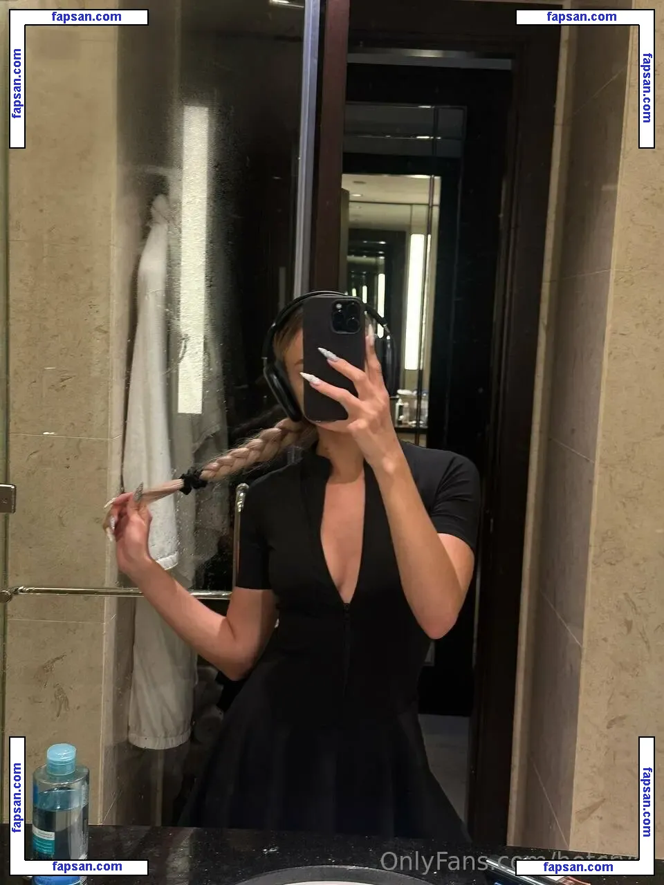hotcryst nude photo #0007 from OnlyFans
