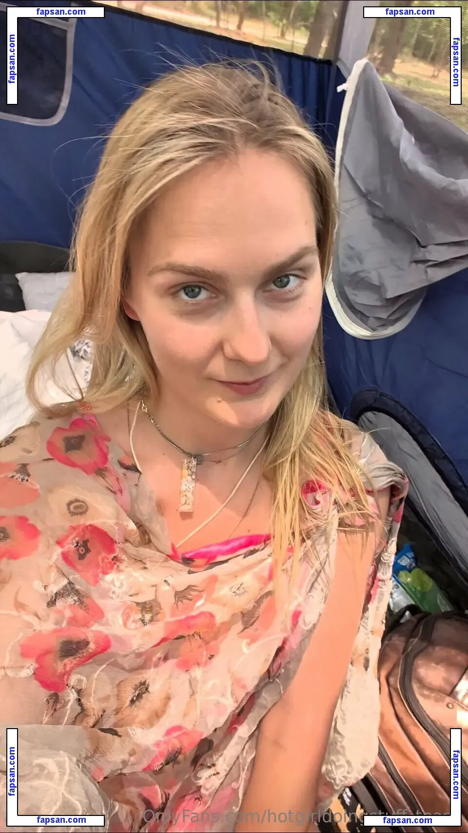 hotgirldoingstuff_tease голая фото #0003 с Онлифанс