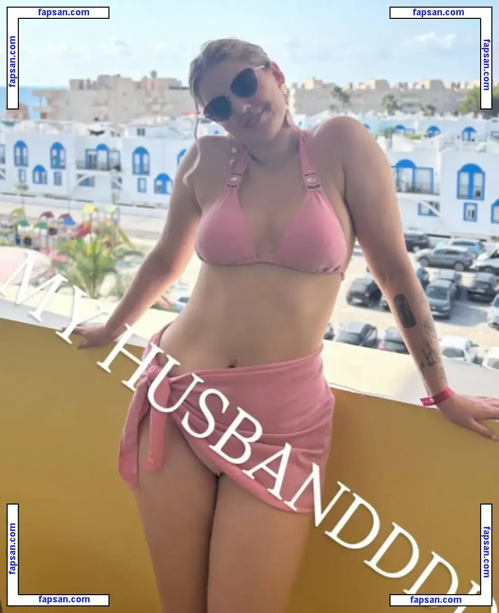 HoxieLoxie nude photo #0048 from OnlyFans