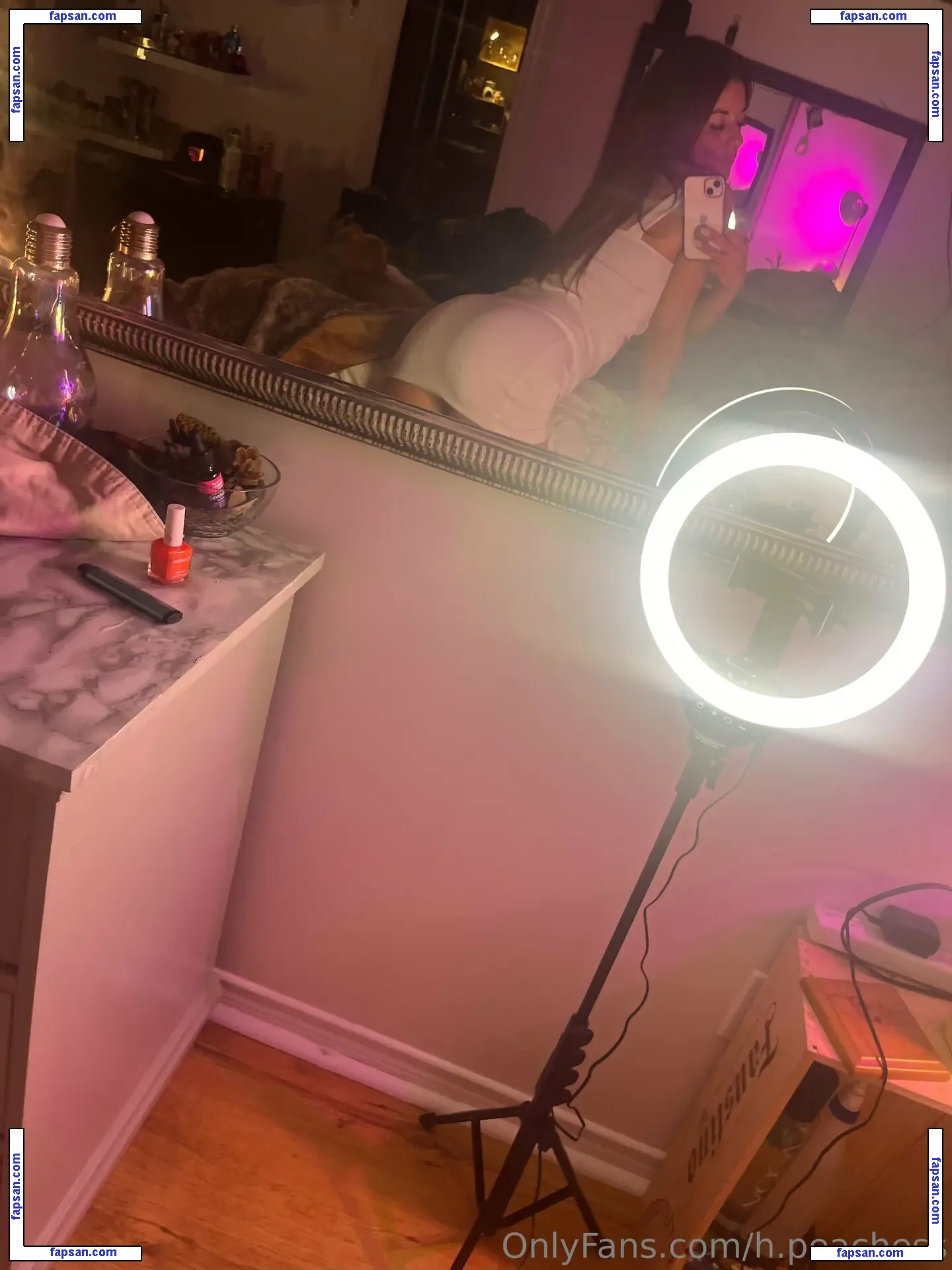 h.peachess nude photo #0011 from OnlyFans