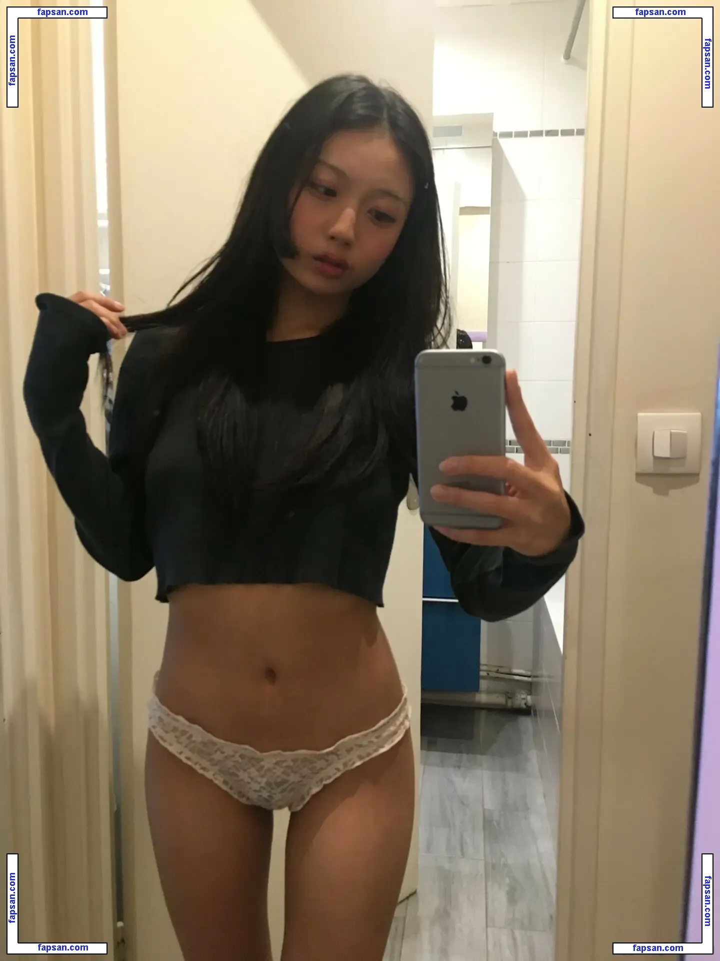 hppocampe nude photo #0021 from OnlyFans