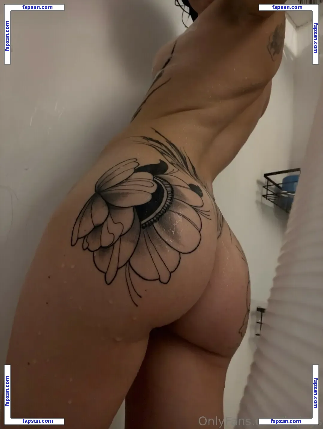 hqleys nude photo #0014 from OnlyFans