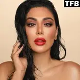 Huda Kattan nude #0039