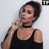 Huda Kattan голая #0053