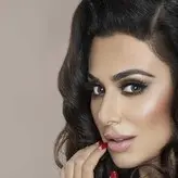 Huda Kattan голая #0058