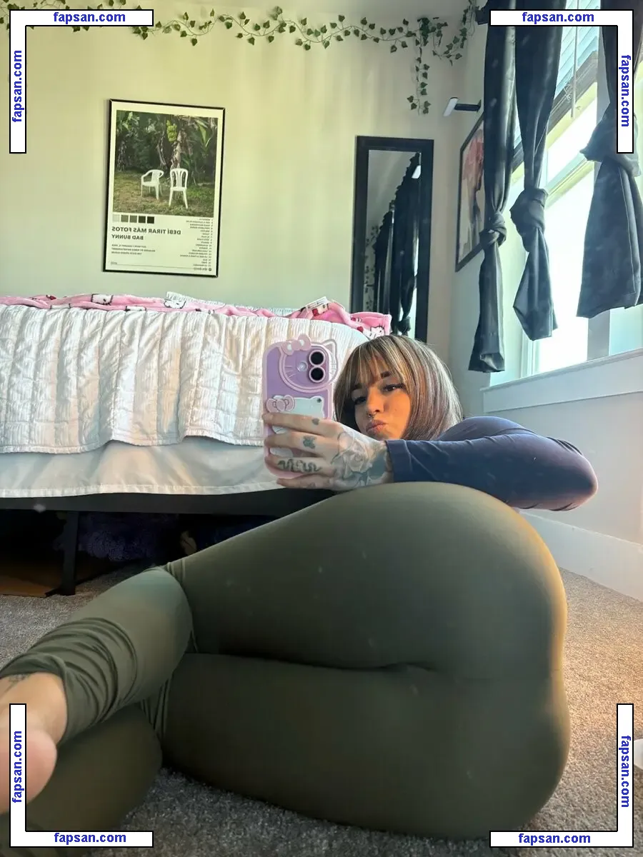 hugecaketori голая фото #0001 с Онлифанс