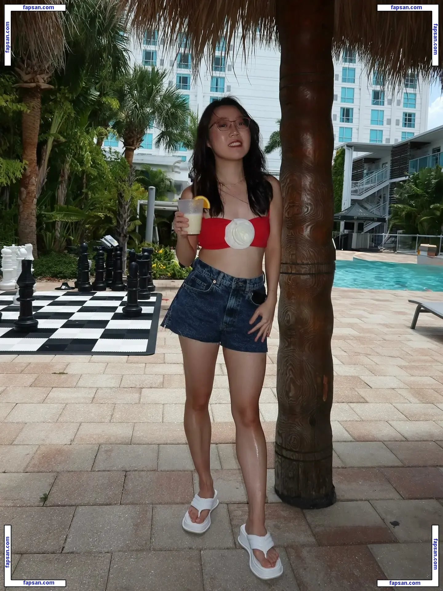 huisjenn nude photo #0008 from OnlyFans