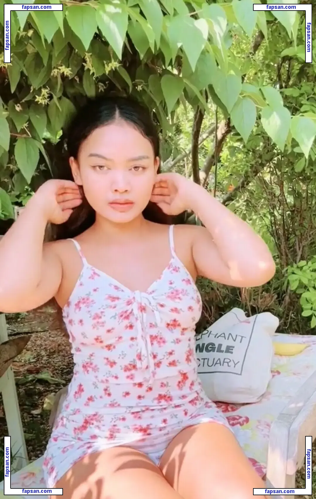 Huniboo95 голая фото #0001 с Онлифанс