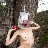 Hunicorn голая #0003