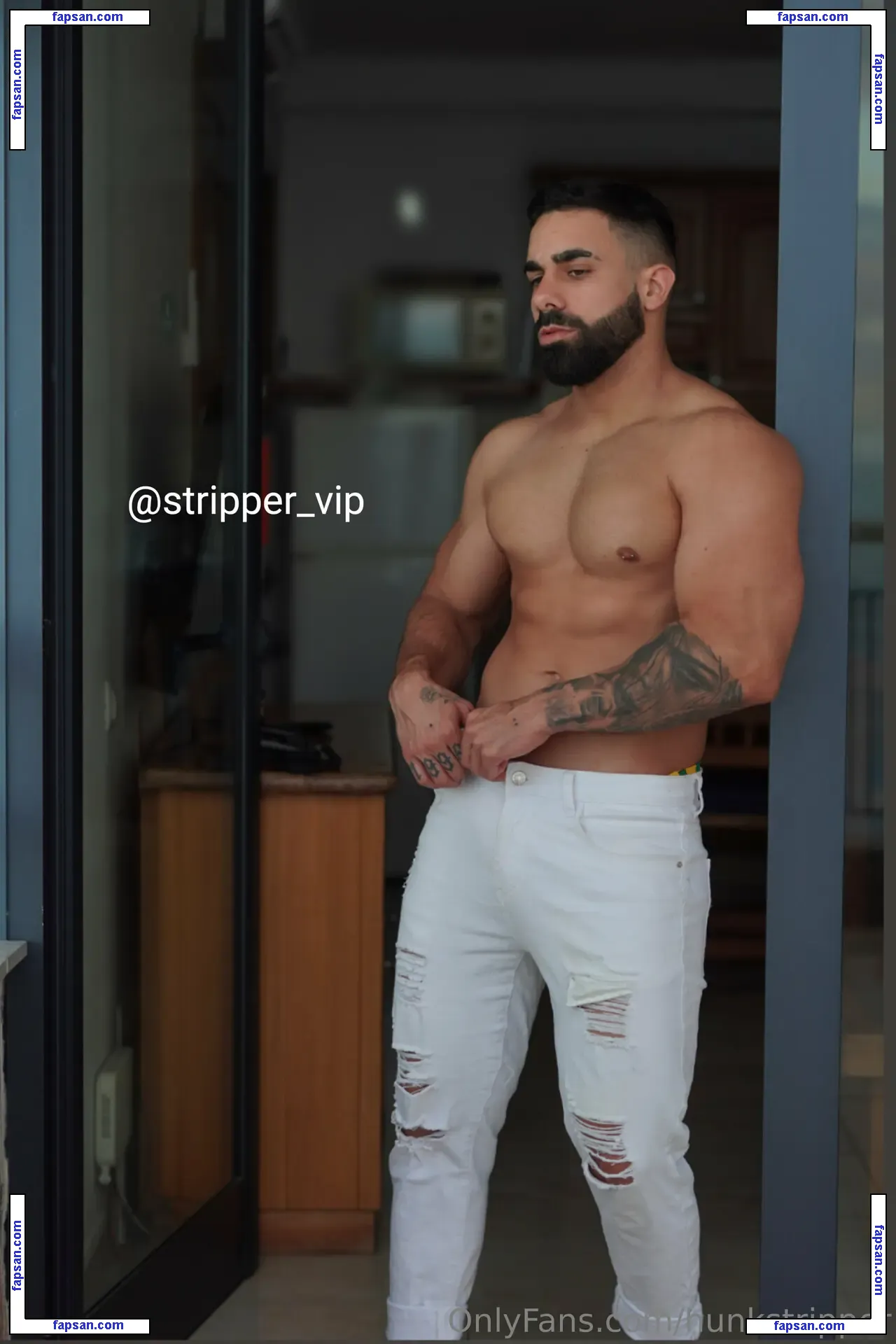hunkstripper nude photo #0030 from OnlyFans