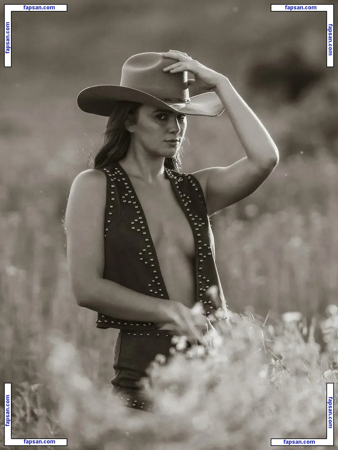 Hunter Deno nude photo #0047 from OnlyFans