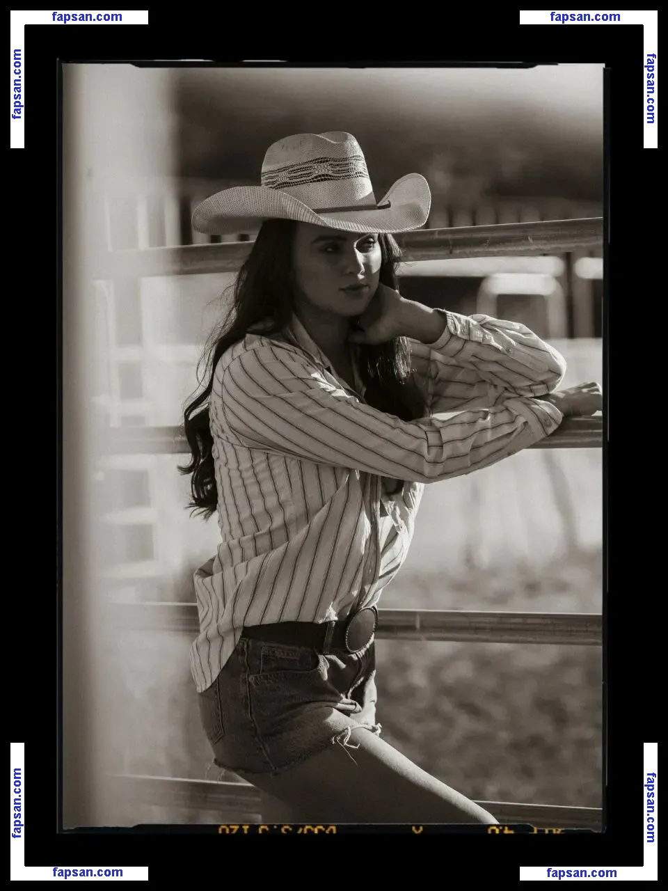 Hunter Deno nude photo #0056 from OnlyFans