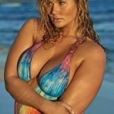 Hunter McGrady голая #0042