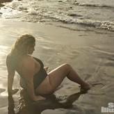 Hunter McGrady голая #0125