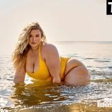 Hunter McGrady голая #0207