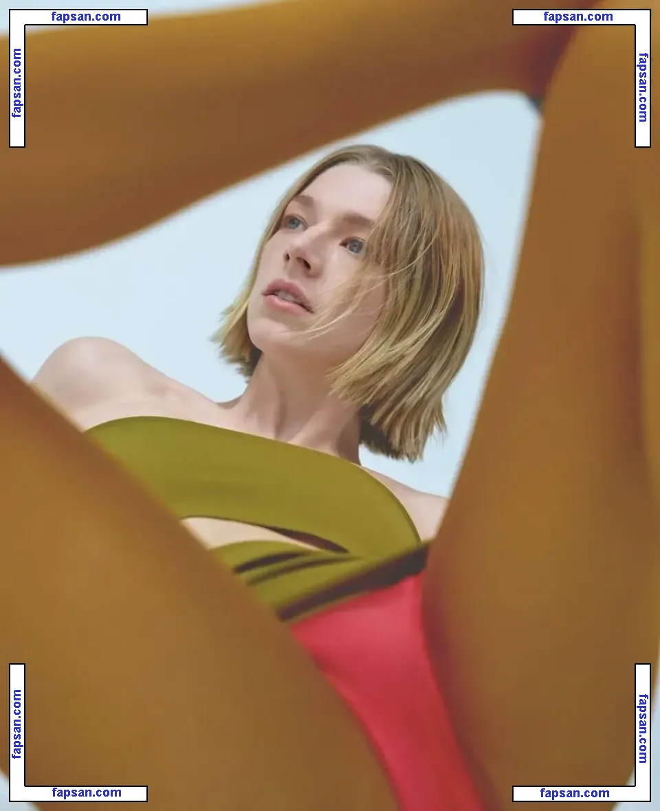 Hunter Schafer nude photo #0216 from OnlyFans