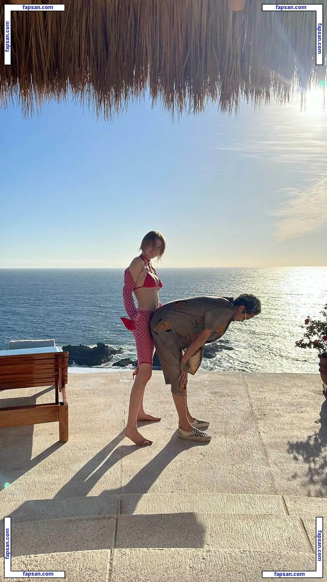 Hunter Schafer nude photo #0266 from OnlyFans