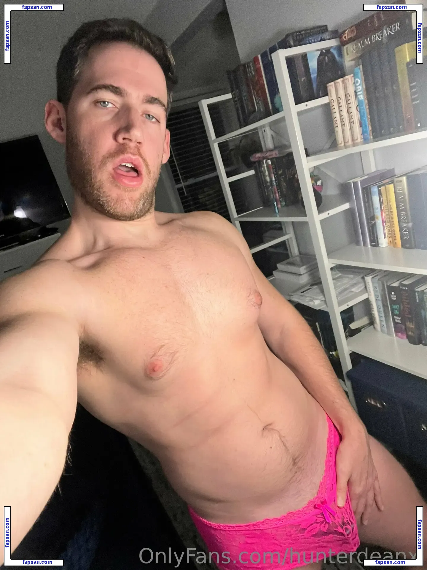 hunterdeanxl nude photo #0009 from OnlyFans