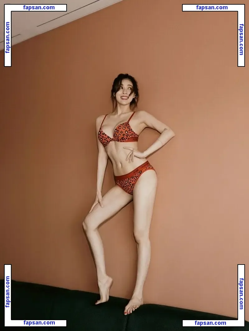Hyuna nude photo #0013 from OnlyFans
