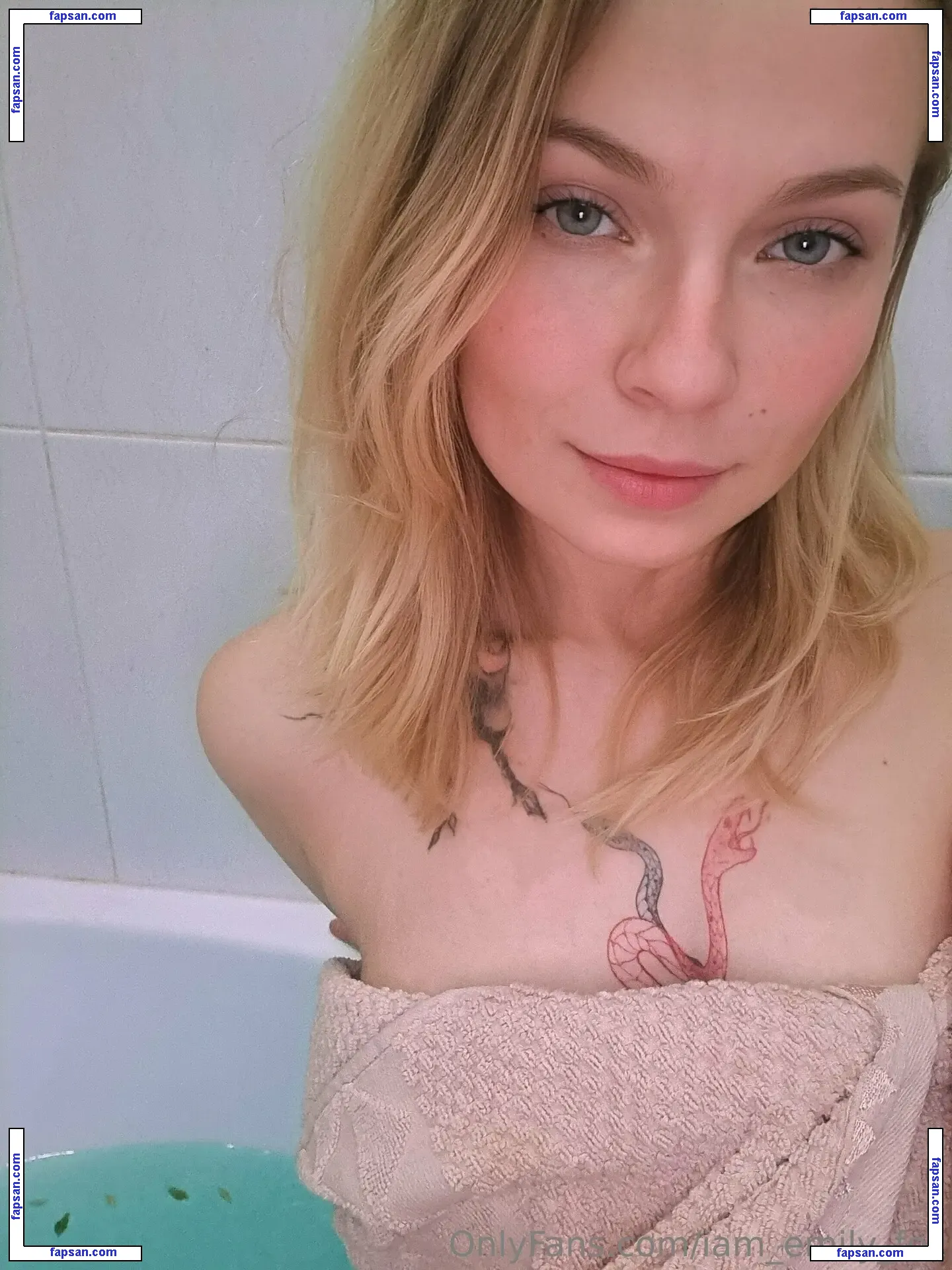 iam_emily_fox nude photo #0031 from OnlyFans