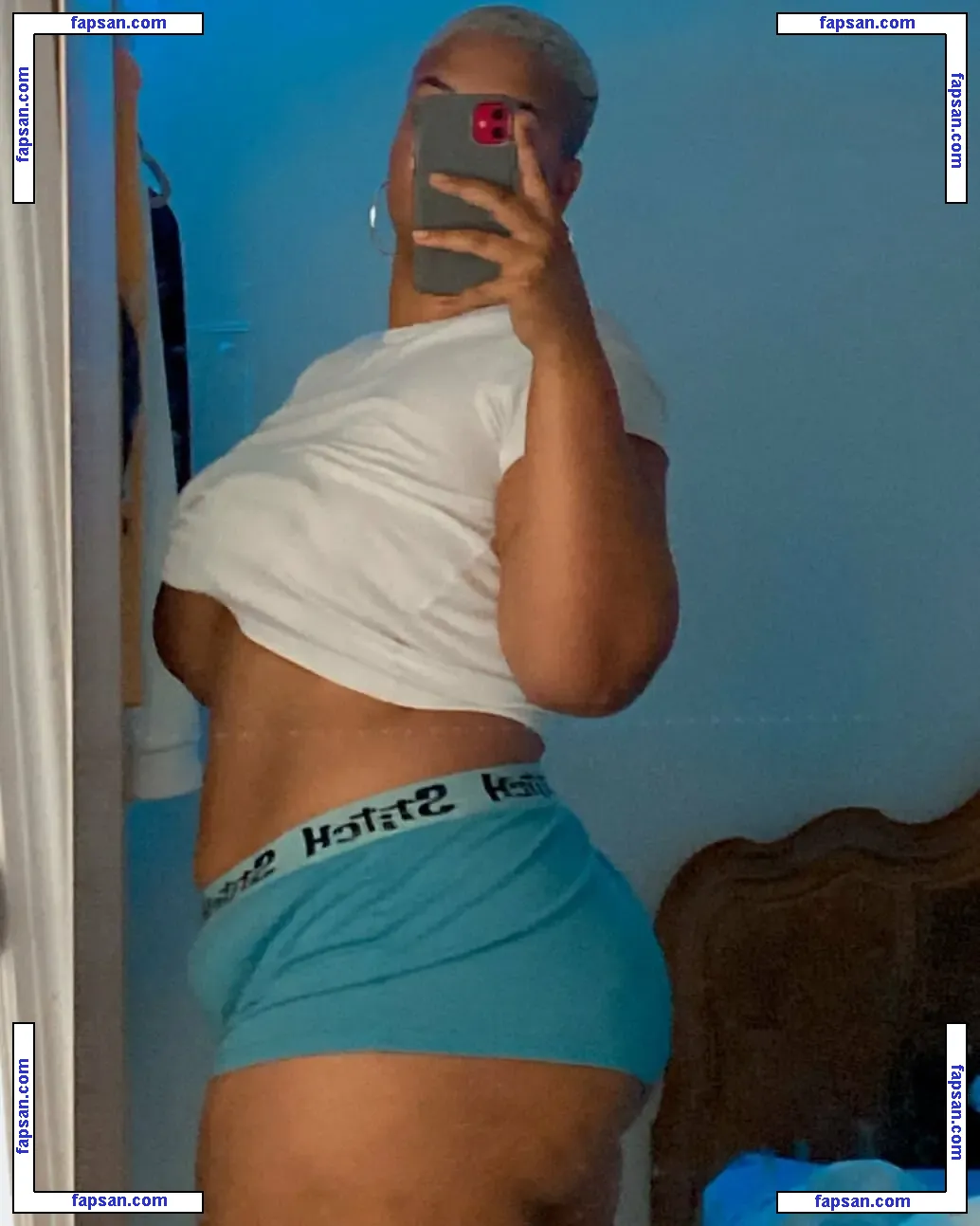 IAm_Thickums nude photo #0004 from OnlyFans