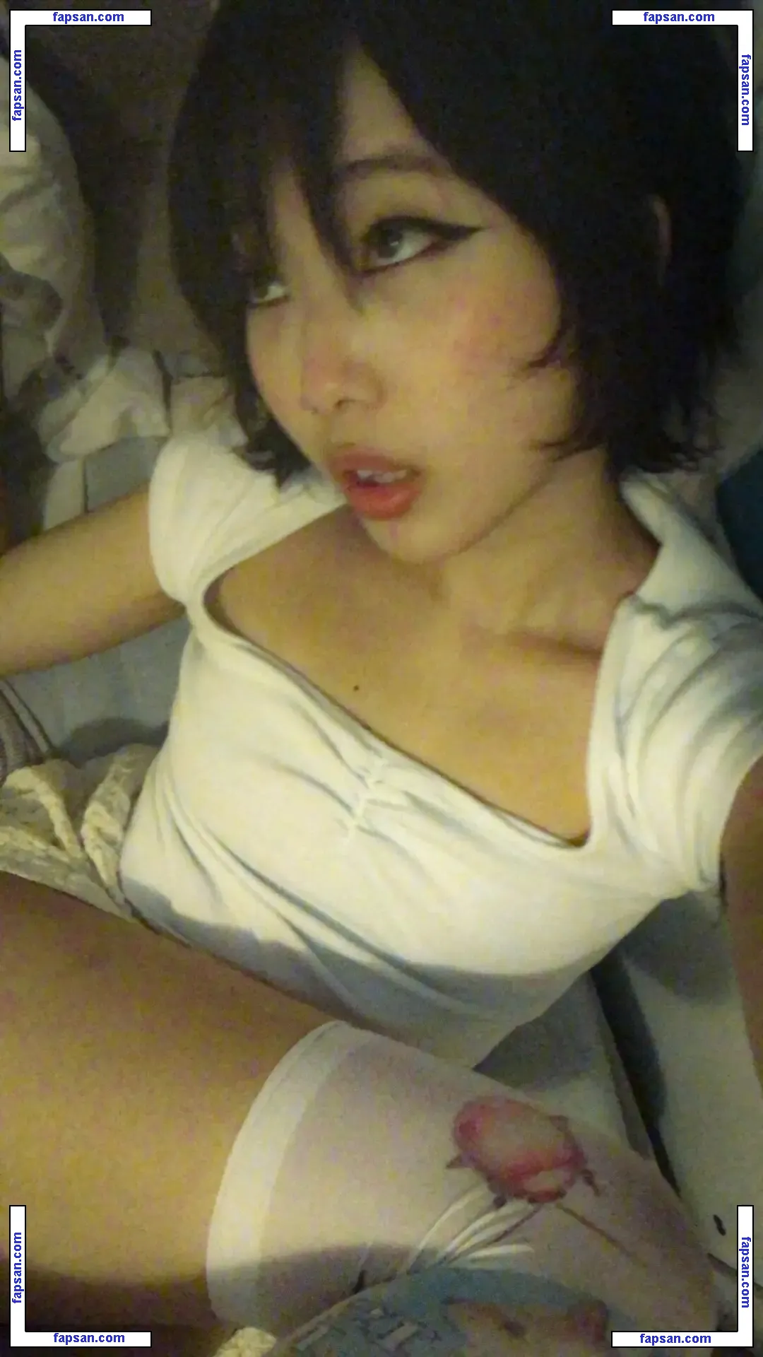 iamaspermwhale голая фото #0013 с Онлифанс