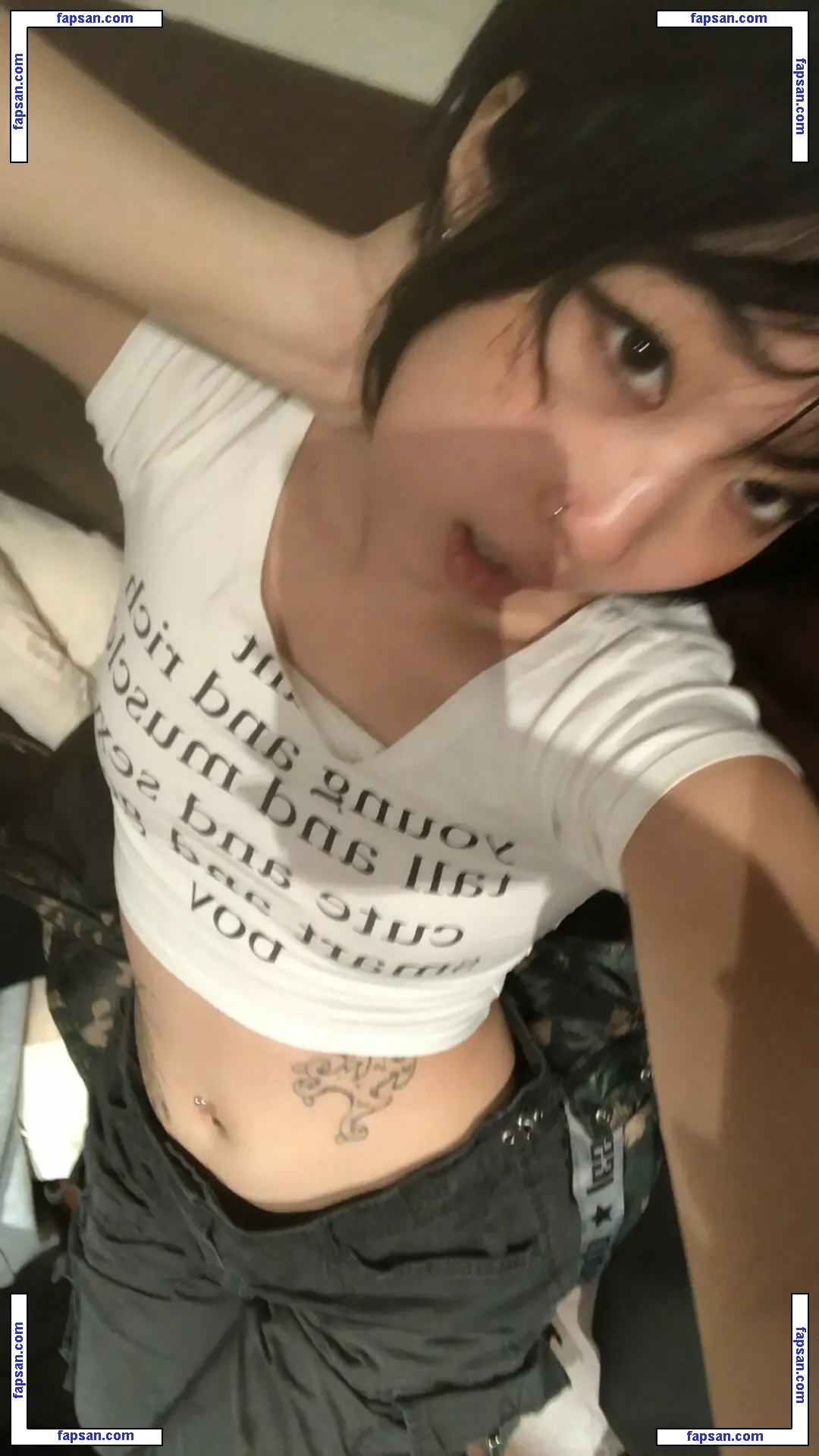 iamaspermwhale голая фото #0015 с Онлифанс