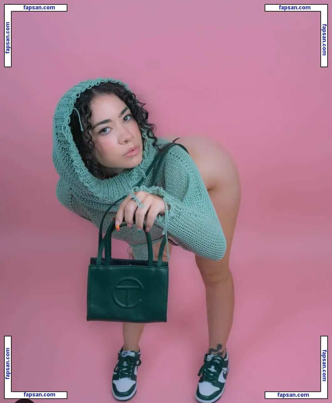 Iamgoddessmika nude photo #0001 from OnlyFans