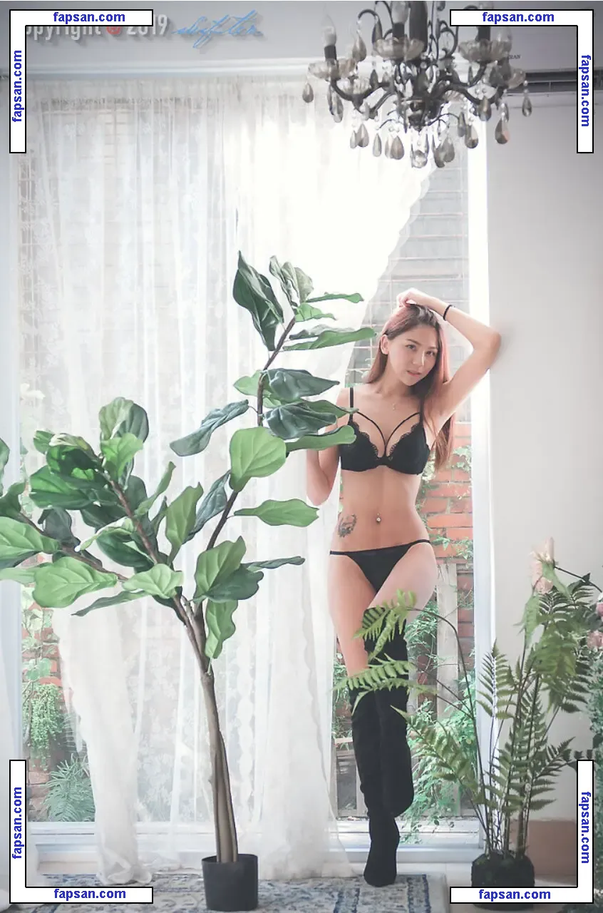 iamlylano1 nude photo #0035 from OnlyFans