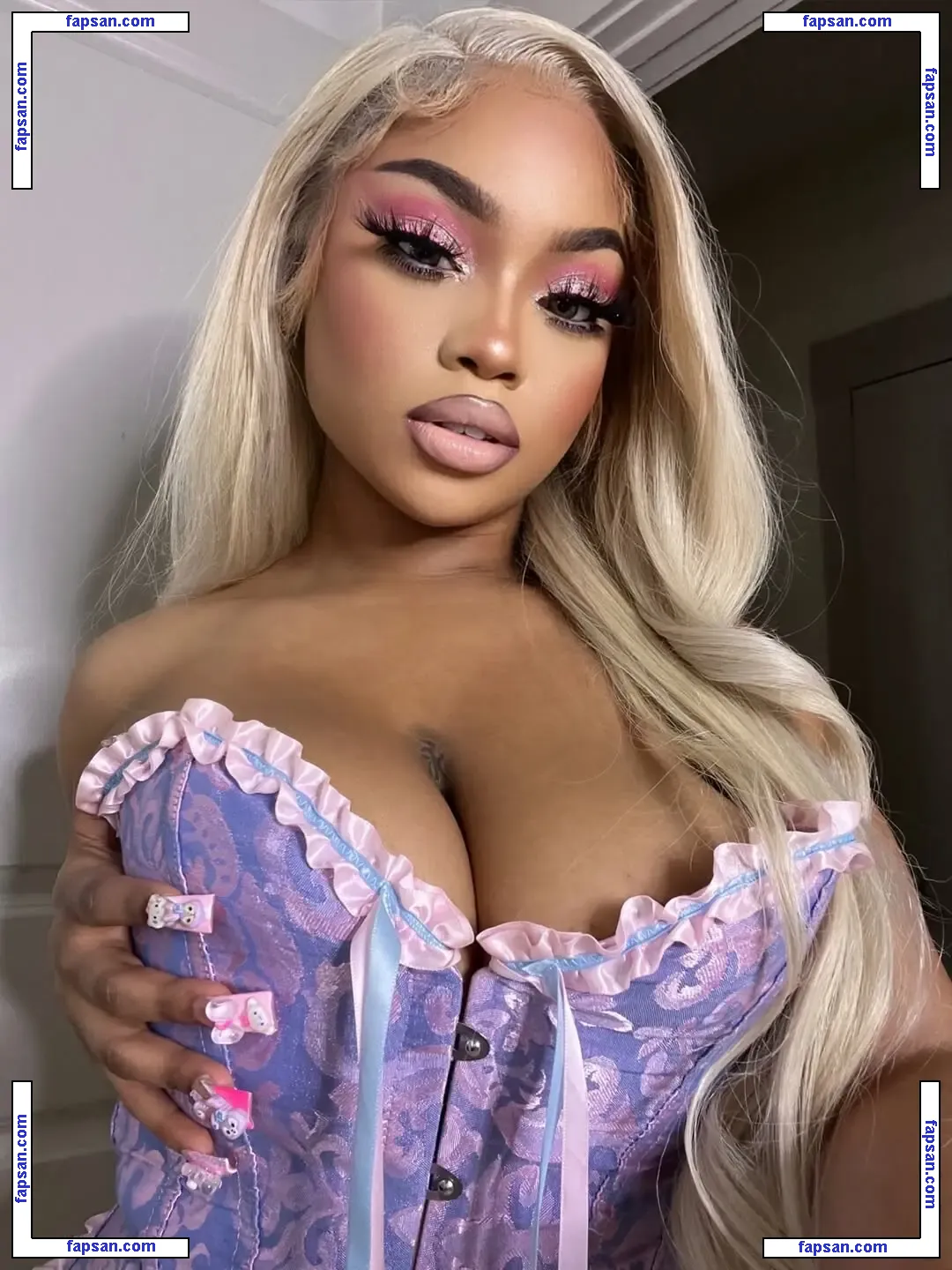 iamskylarmarie nude photo #0020 from OnlyFans