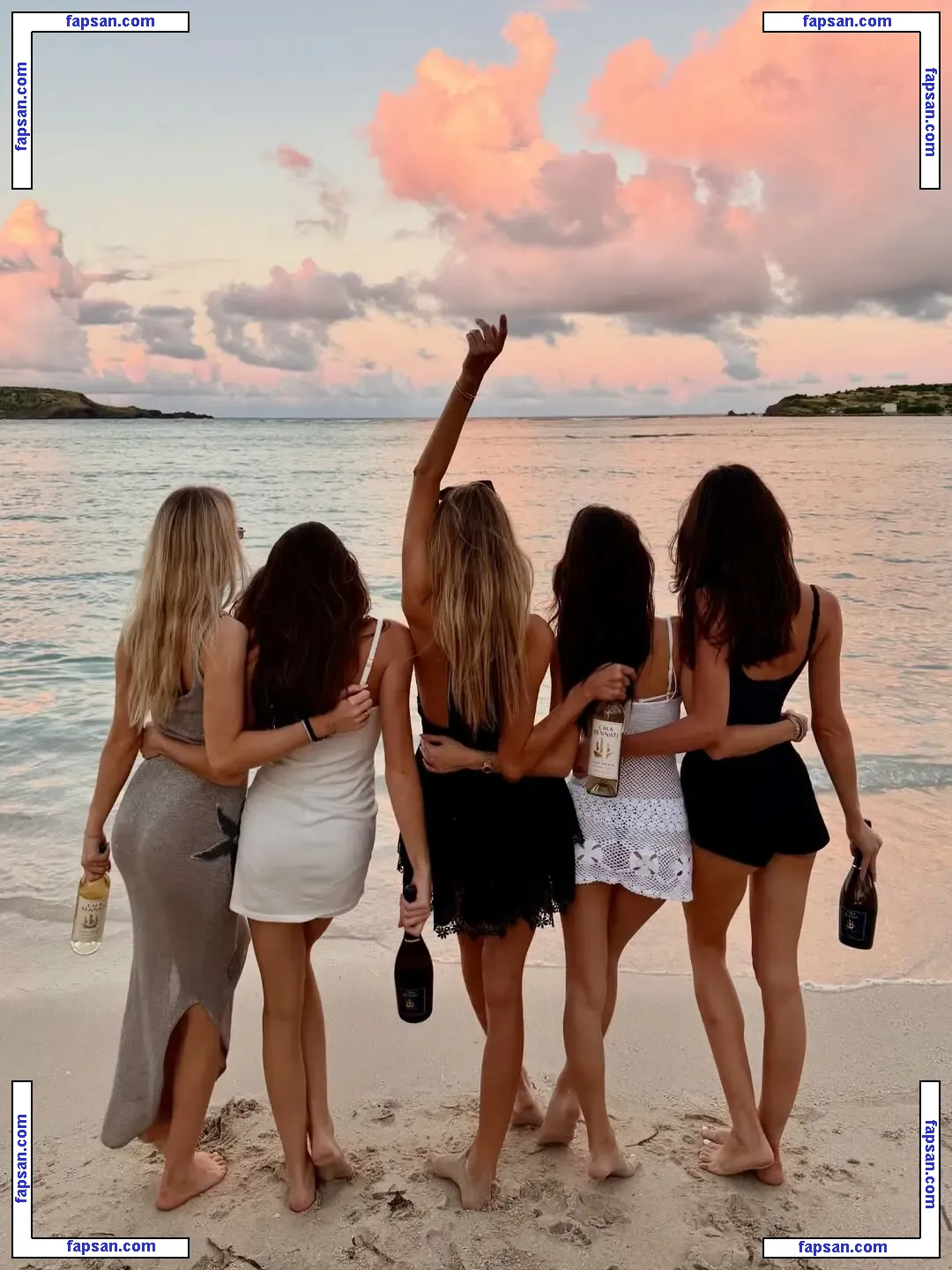 iamsydneythomas nude photo #0083 from OnlyFans