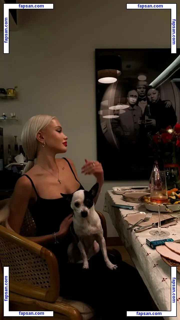 iamvikaap.m голая фото #0005 с Онлифанс