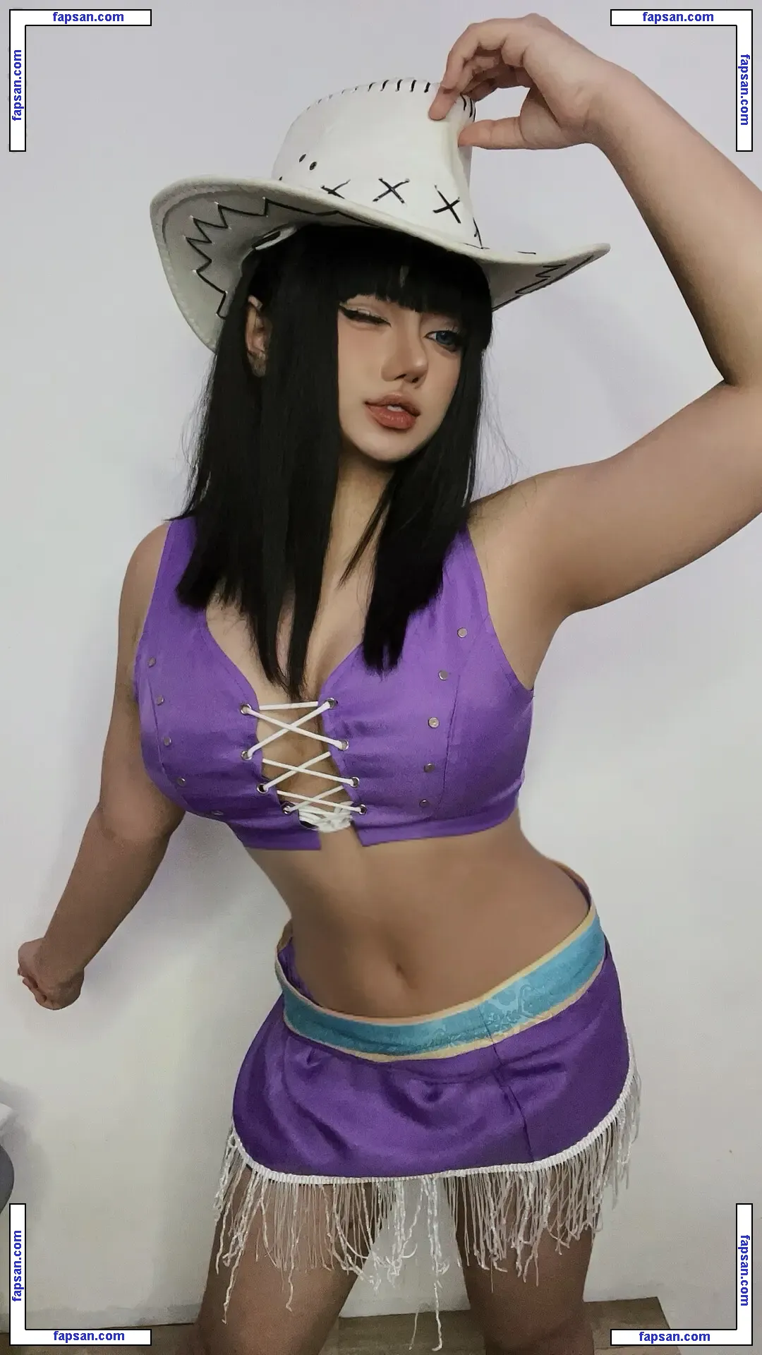 Iamyourwaiffuu nude photo #0015 from OnlyFans