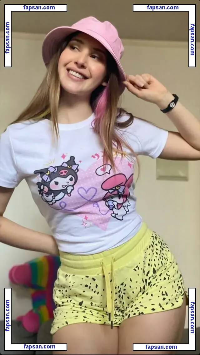 icata голая фото #0099 с Онлифанс