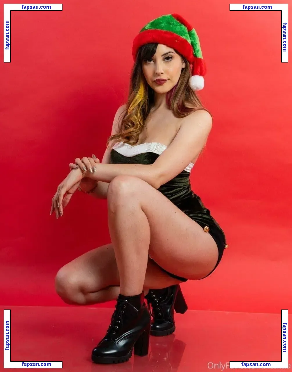 icata голая фото #0145 с Онлифанс