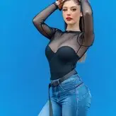 icata голая #0100