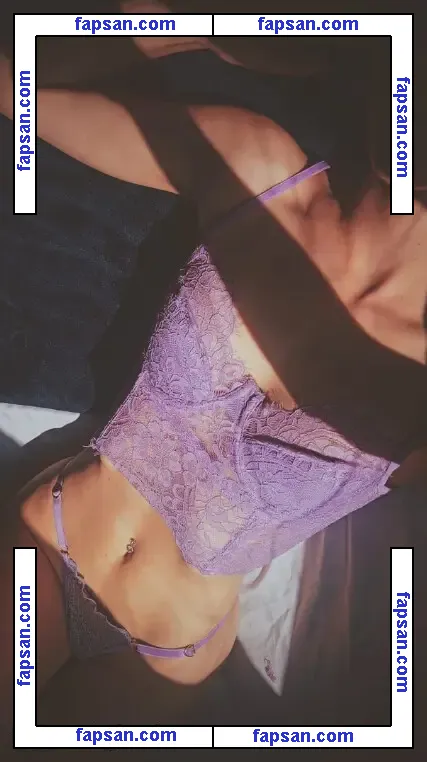 Ice_fox nude photo #0006 from OnlyFans