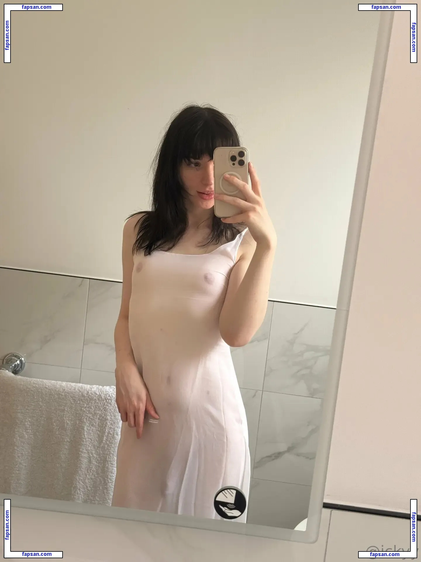 ickyy nude photo #0191 from OnlyFans
