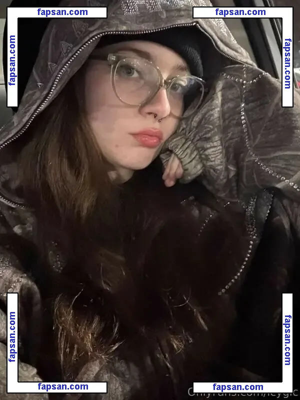 icygic nude photo #0006 from OnlyFans