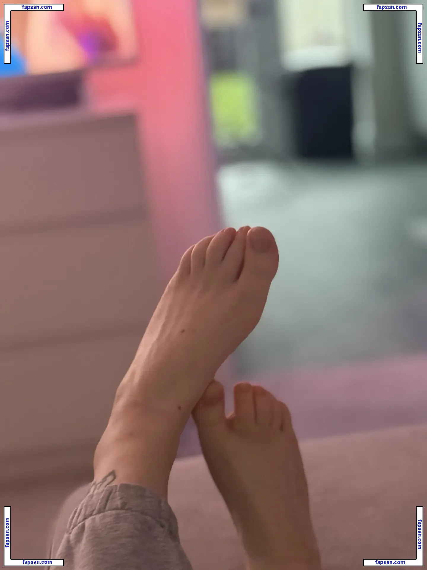 iFaerae голая фото #0001 с Онлифанс