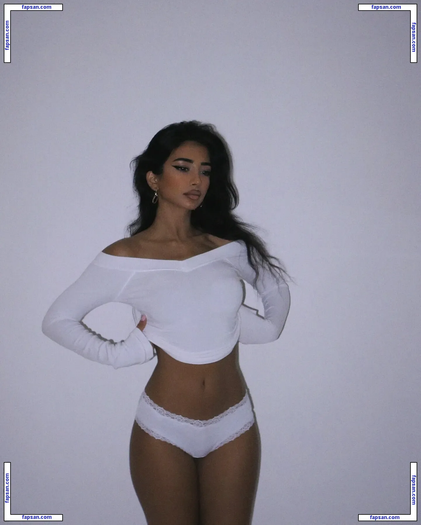Iffat Marash nude photo #0022 from OnlyFans