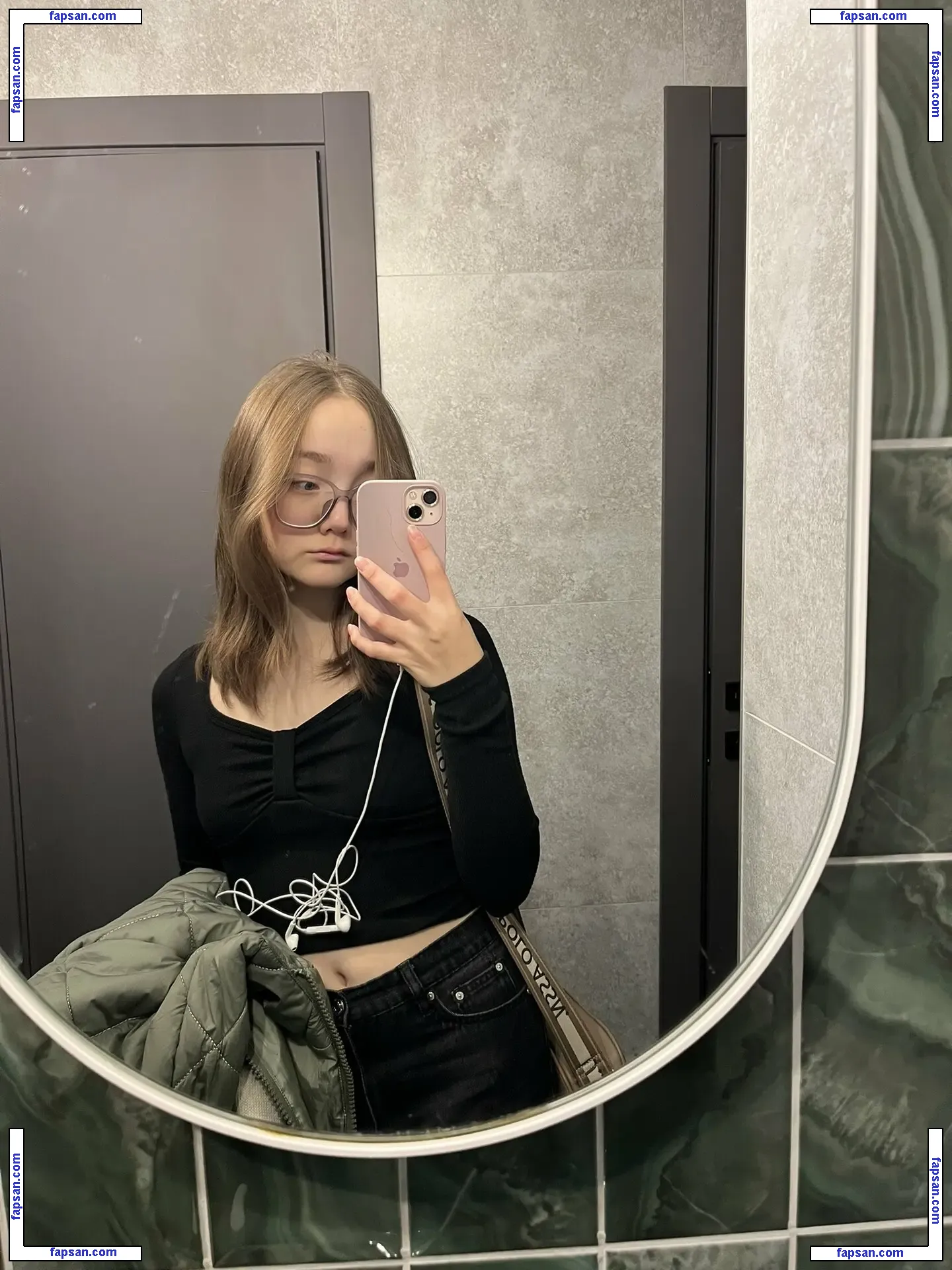 Ifirikic nude photo #0023 from OnlyFans