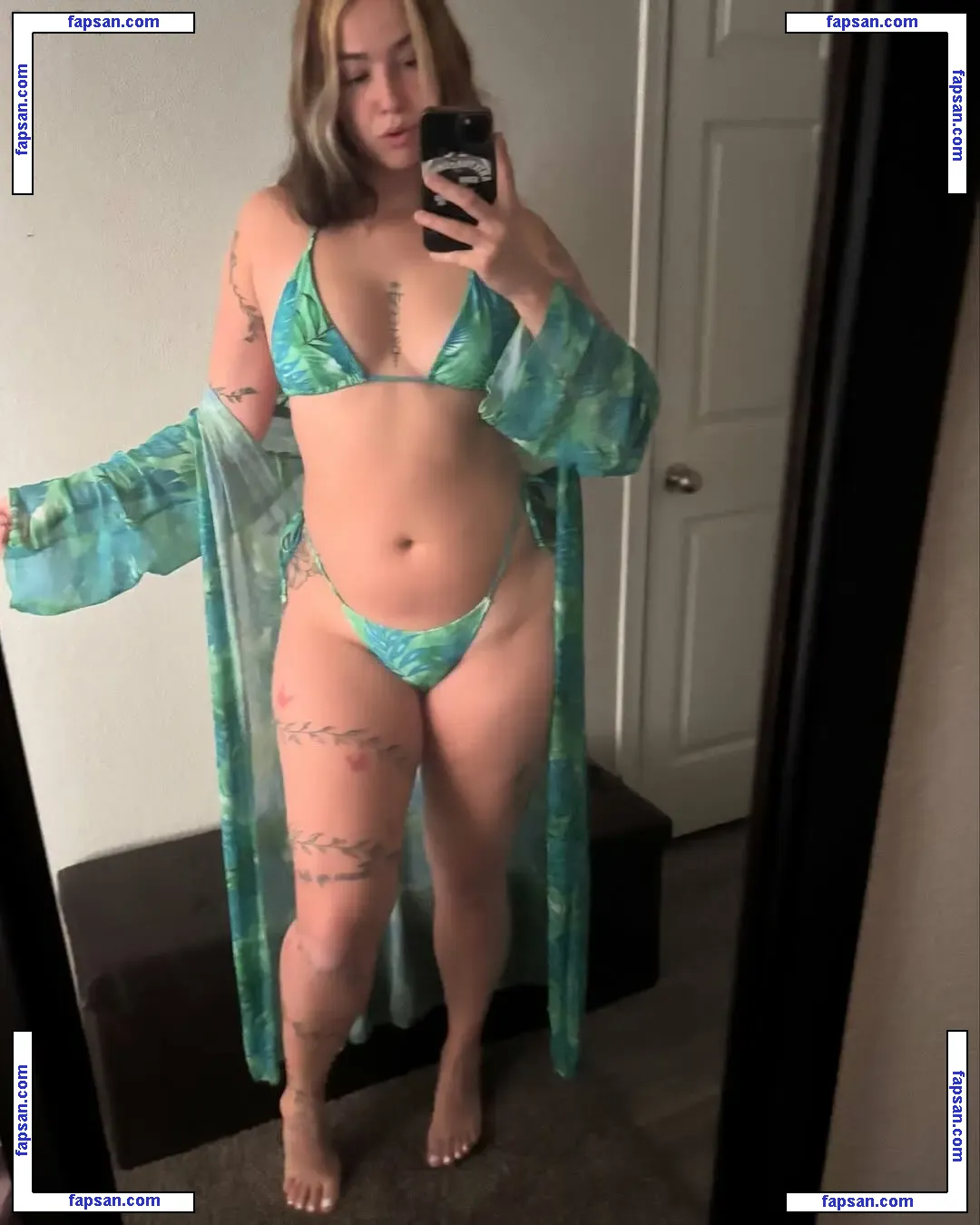 Ihoop.valerie nude photo #0019 from OnlyFans