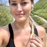 iJustine голая #0147