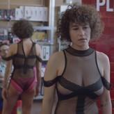 Ilana Glazer голая #0089