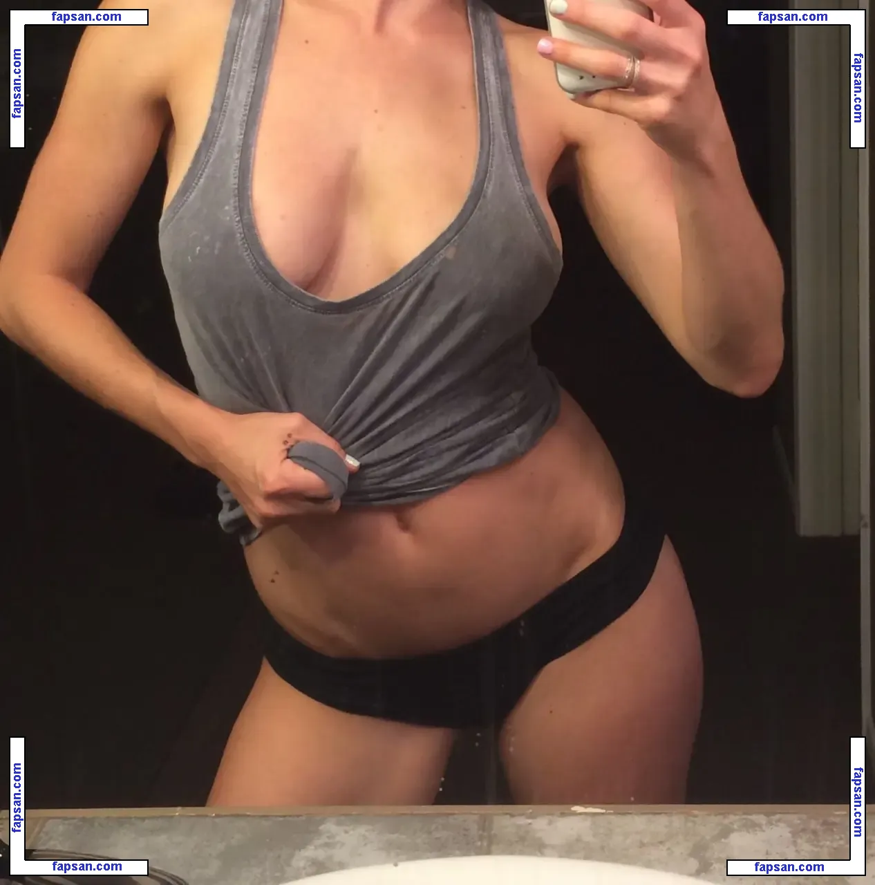 Iliza Shlesinger nude photo #0015 from OnlyFans